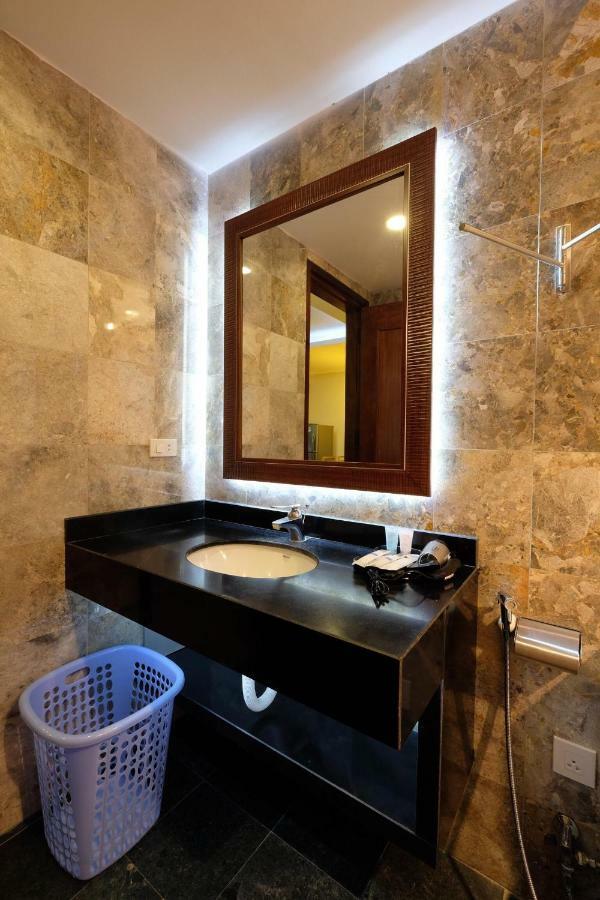 Nine Housing - Kim Ma Apartment Ханой Экстерьер фото
